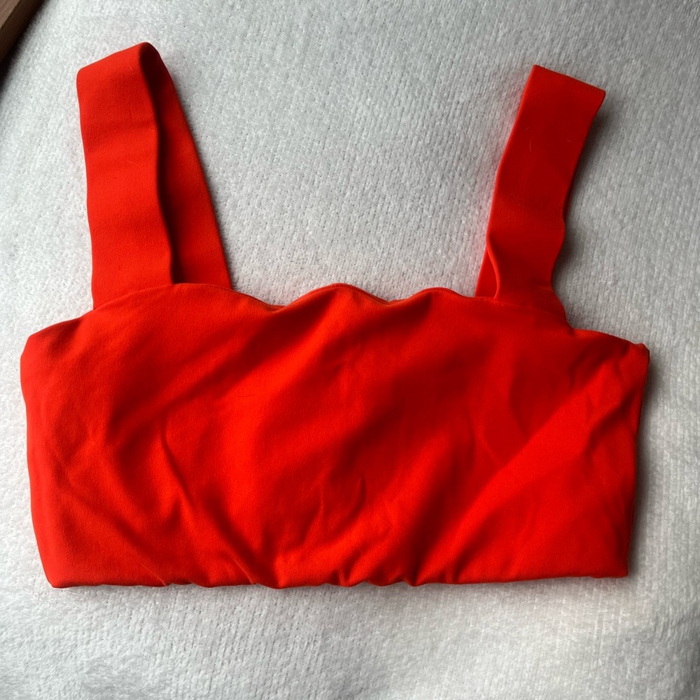 Paragon Square-Neck Sports Bra